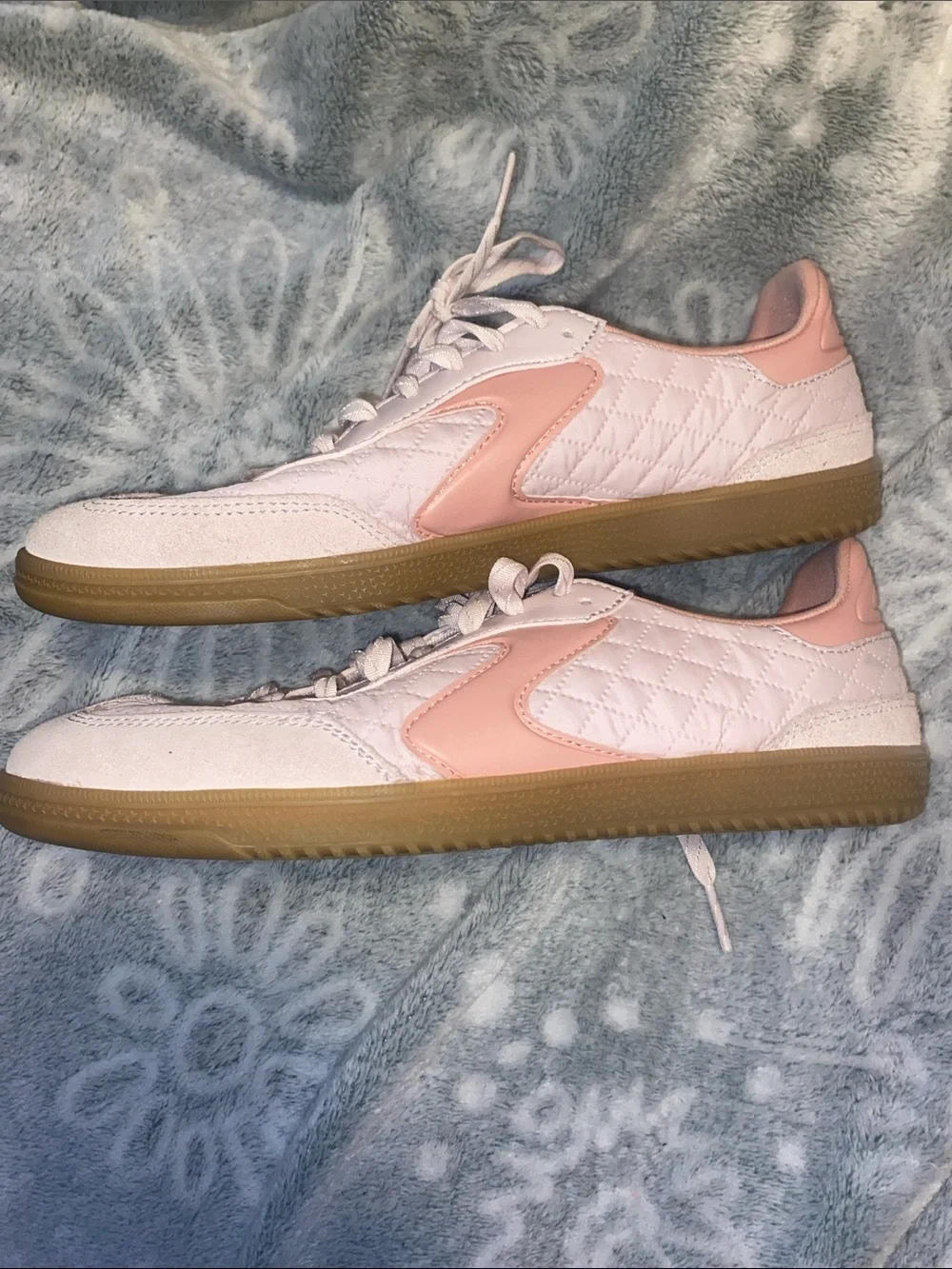Skechers Light Pink Quilted Lace-Up Sneakers